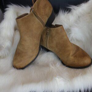 Torrid angle zip on sides suede  boots brown size 9.5